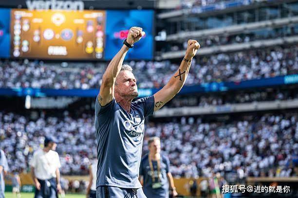 巴黎通杀欧陆豪门！登贝莱夺金球已无悬念